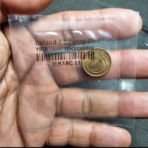 Mixed Lot Of 10 World Coins Uncirculated 1949-2006 Mixed Material And Countries - Picture 7 of 11